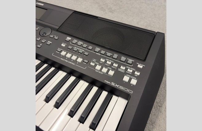 Display Model Yamaha PSR-SX600 Keyboard (SN:BBFJ01063) - Image 8